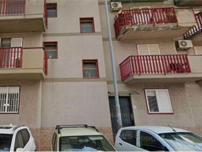 Appartamento con 5 locali in vendita in Via dei Piccioni, Rapisardi, Catania