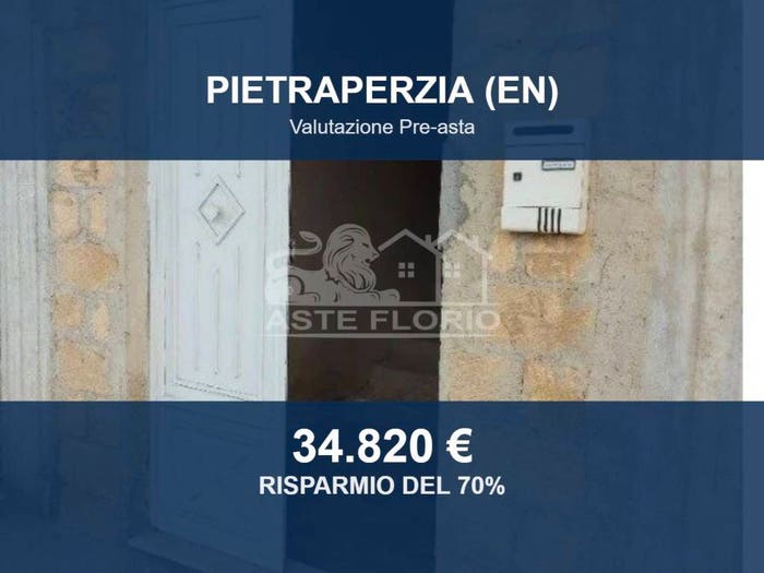 Appartamento quadrilocale in vendita in Via Giovanni Falcone snc, Pietraperzia