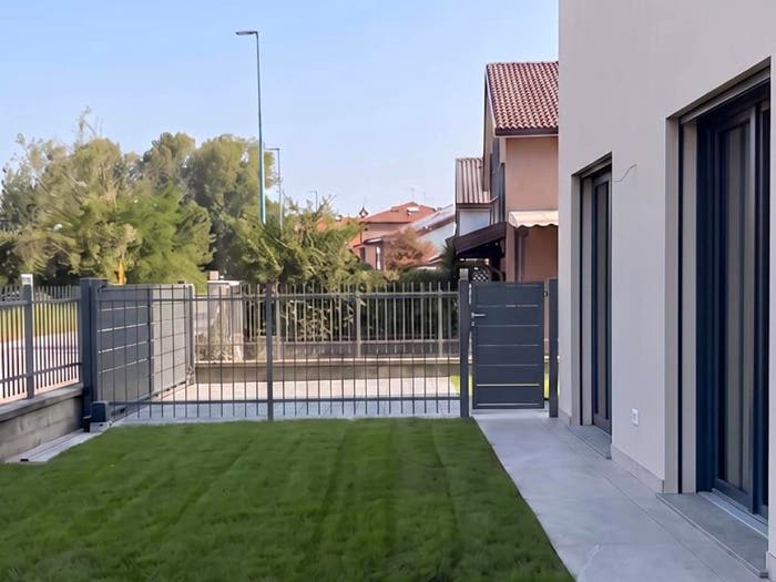 Appartamento quadrilocale in vendita in Via Terza, Violino, Brescia