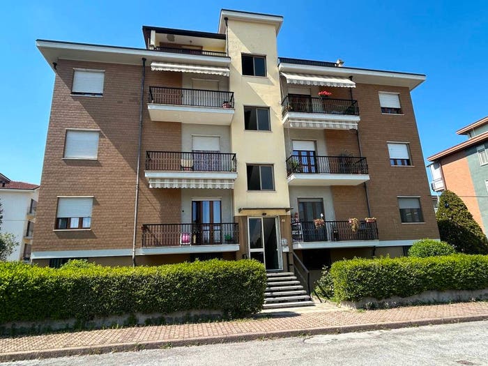 Appartamento trilocale in vendita in Via Paesana, Madonna dell'Olmo, Cuneo