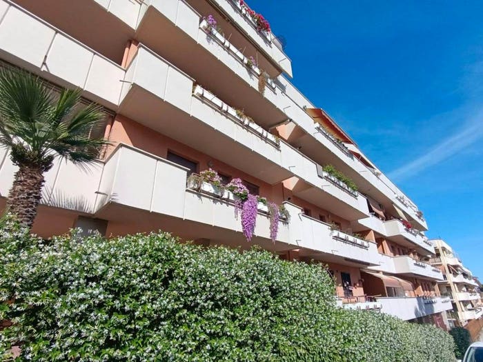 Appartamento quadrilocale in vendita in Via A De Gasperi, Frascati