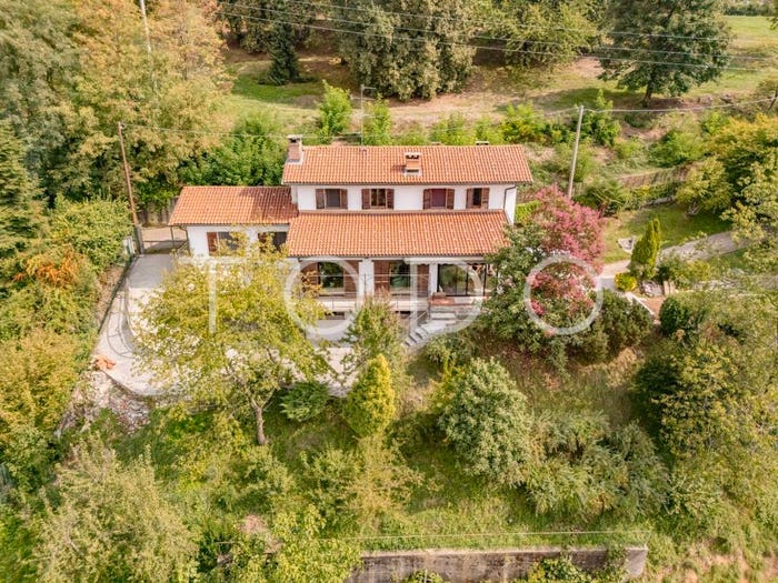 Casa con 6 locali in vendita in Strada Monte Piazzo, Vandorno Piazzo Cossila, Biella