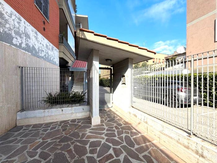Appartamento bilocale in vendita in Via dei Lauri, Centro, Aprilia