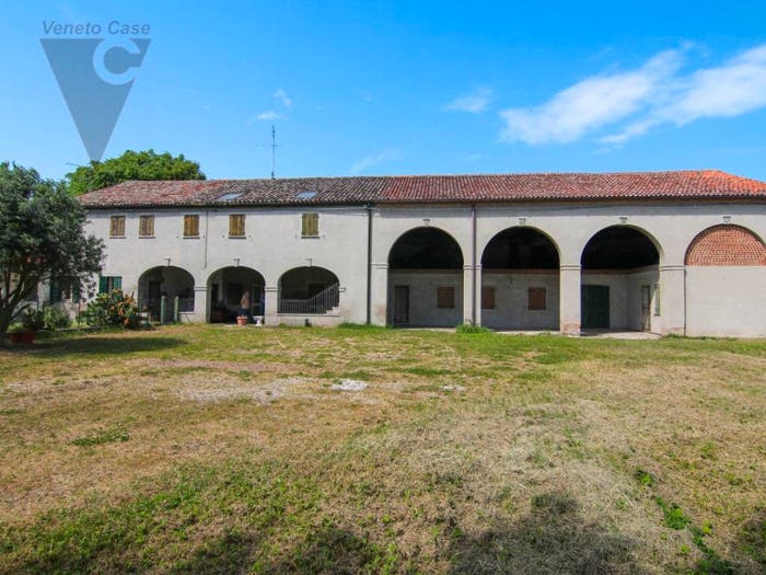 Casa con 5 locali in vendita in Via Umberto I, Centro, Arzergrande