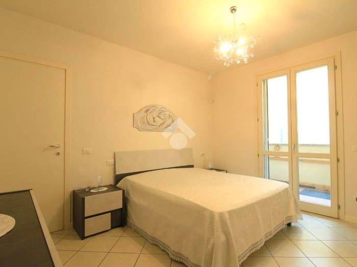 Appartamento trilocale in vendita in Via Pellico, Centro, Monsummano Terme