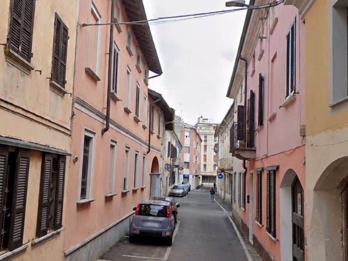 Appartamento con 5 locali in vendita in Via Guglielmo Marconi, Centro, Garlasco