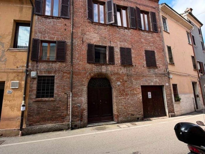 Appartamento con 6 locali in vendita in Via Borgo di Sotto, Centro Storico, Ferrara