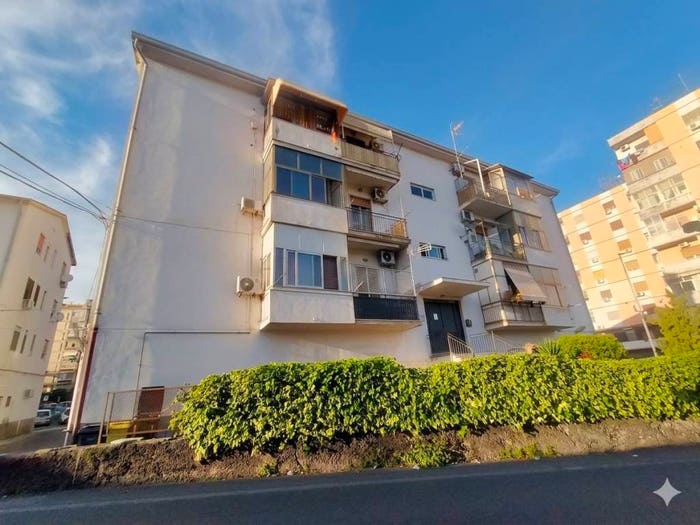 Appartamento bilocale in vendita in Palermo Indipendenza, Catania