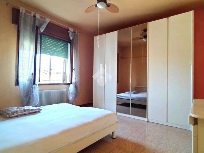 Appartamento trilocale in vendita in Via Don G Minzoni, Lughignano, Casale sul Sile