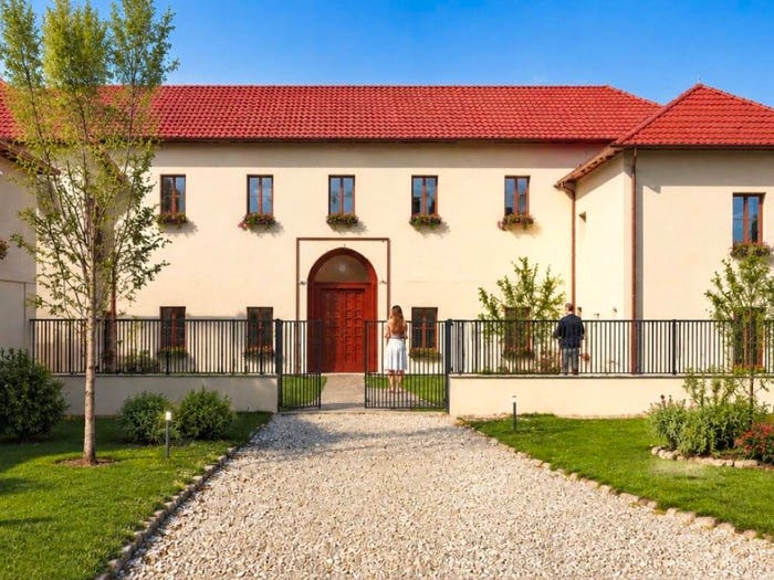 Casa con 6 locali in vendita in Via Selvanesco, Chiesa Rossa, Milano