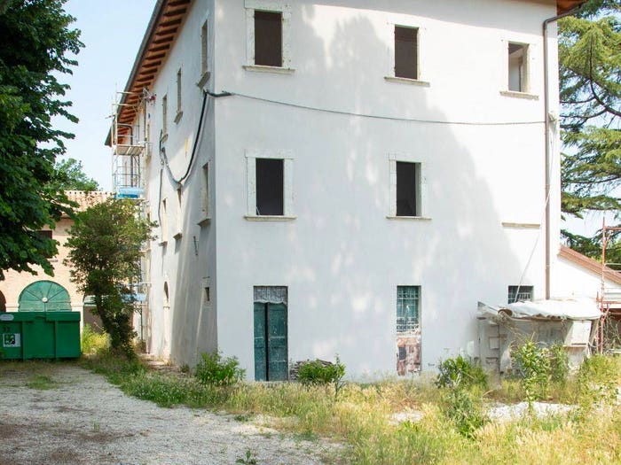 Casa con 6 locali in vendita in Via dell'Aspo, Ascoli Piceno