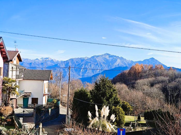 Casa bilocale in vendita in Via Rivo, Pigra