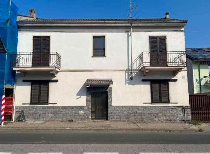 Appartamento con 6 locali in vendita in Corso Risorgimento, Vignale, Novara
