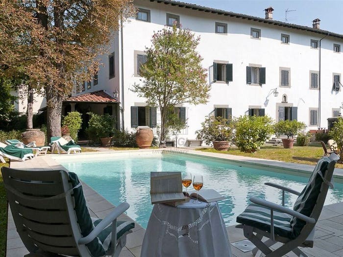 Casa con 6 locali in vendita in Viale Umberto I, Centro, Bagni di Lucca