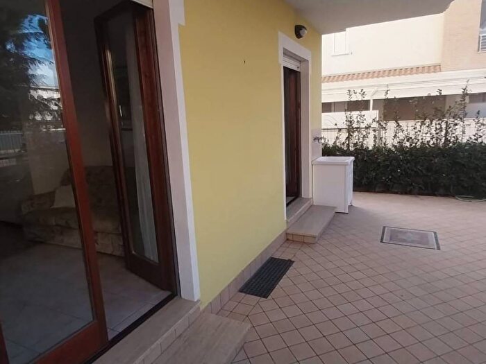 Appartamento quadrilocale in vendita in Via Trieste, Centro, Alba Adriatica