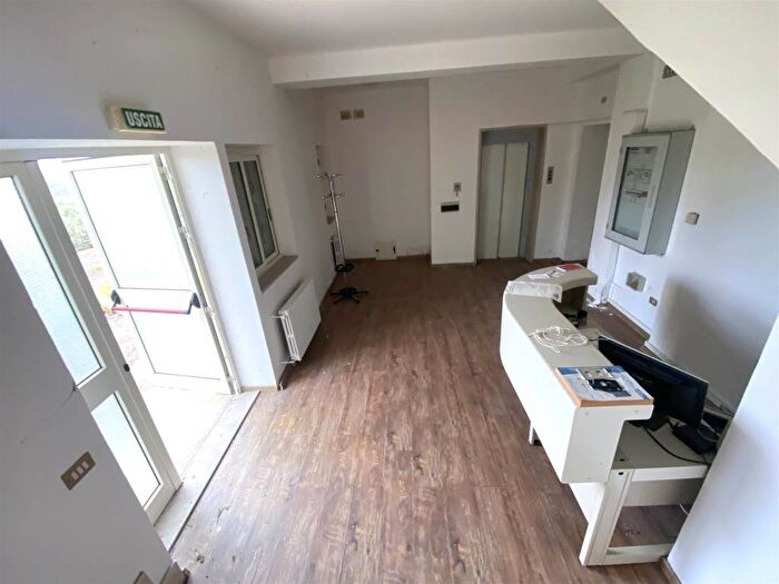 Casa con 6 locali in vendita in Mater Domini Cavita, Catanzaro