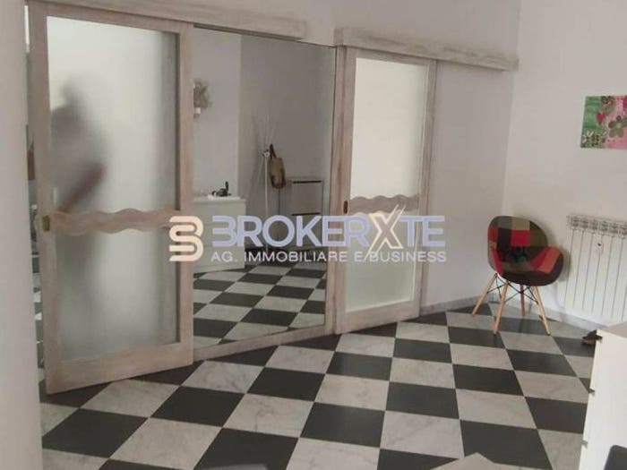Appartamento con 5 locali in vendita in Via Bassagrande, Marina di Carrara, Carrara