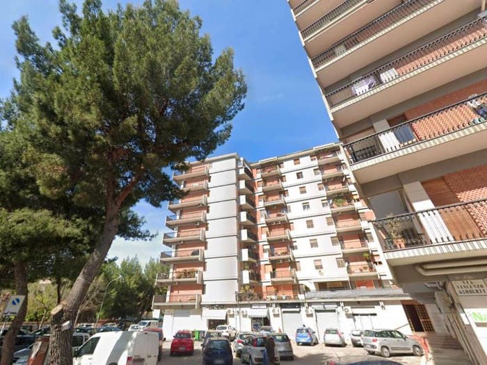 Appartamento con 5 locali in vendita in Via Vincenzo Gioberti, San Ciro Stadio, Foggia