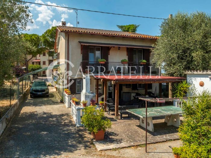 Casa con 6 locali in vendita in Via Romagna, San Fatucchio, Castiglione del Lago