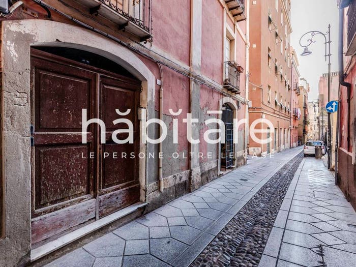 Appartamento bilocale in vendita in Via Alberto La Marmora, Castello, Cagliari