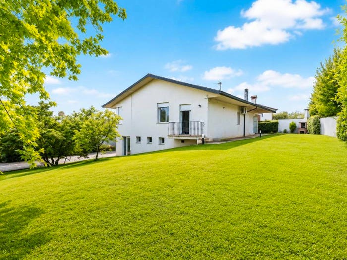 Casa con 6 locali in vendita in Via Rossini, Centro, Caerano di San Marco