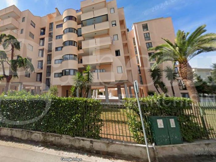 Casa trilocale in vendita in via Giotto, Aversa