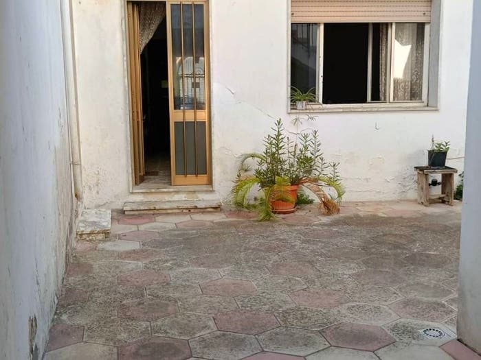 Appartamento quadrilocale in vendita in Via Novembre, Castrignano de' Greci