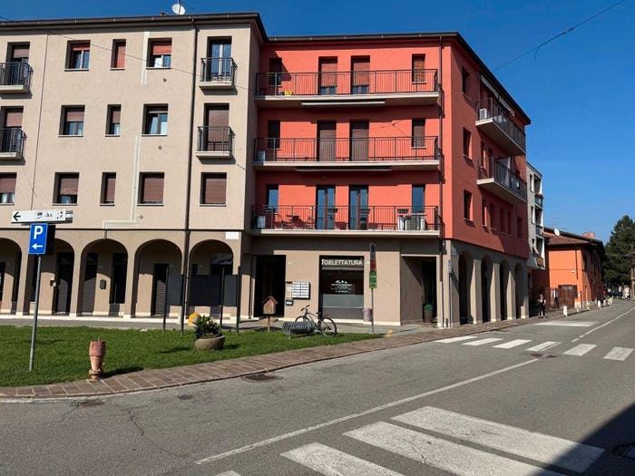 Appartamento trilocale in vendita in Piazza della Vittoria, Centro, Cernusco Lombardone
