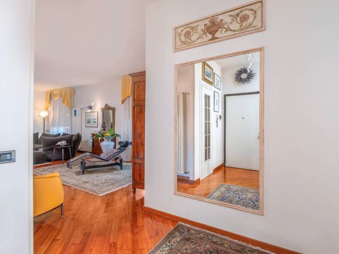 Casa con 6 locali in vendita in Centro, Pontedera