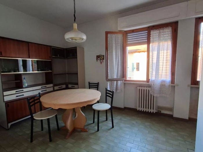 Appartamento con 6 locali in vendita in Centro, Capannoli