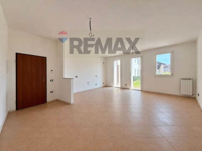 Appartamento bilocale in vendita in Via dosso Baroardo, Castelverde