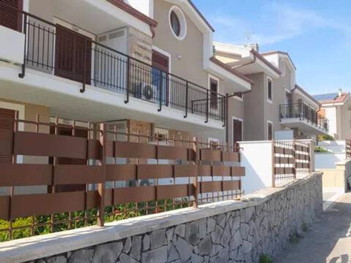 Appartamento quadrilocale in vendita in Via Rocca Di Papa, Tuscolana, Grottaferrata