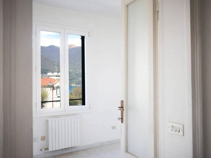Appartamento bilocale in vendita in Via Enrico Caronti, Blevio