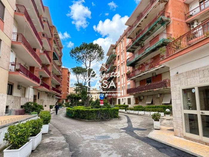 Appartamento trilocale in vendita in Via San Martino, San Giorgio a Cremano