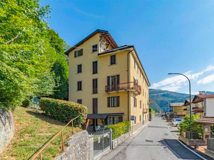 Appartamento bilocale in vendita in Via Giacomo Quarenghi, Calchera Frontale, Rota d'Imagna
