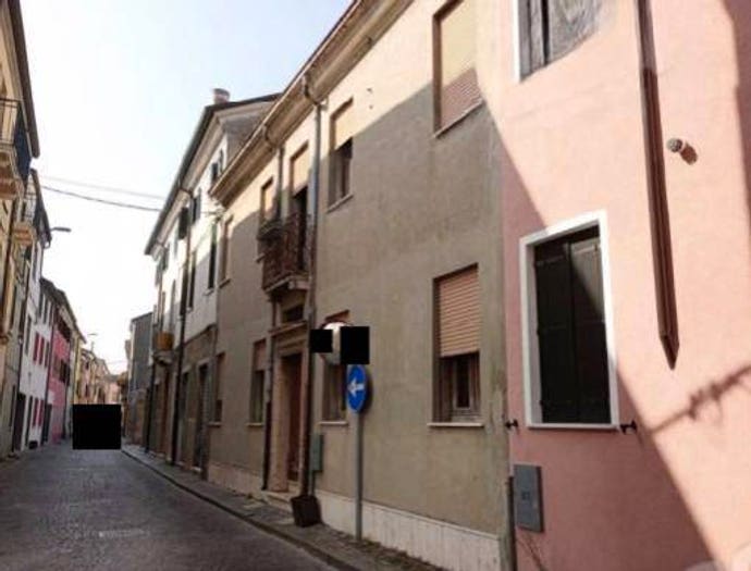Casa bilocale in vendita in Via Terranova, Centro, Adria