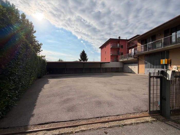 Casa con 5 locali in vendita in Via Giosuè Carducci, Villongo