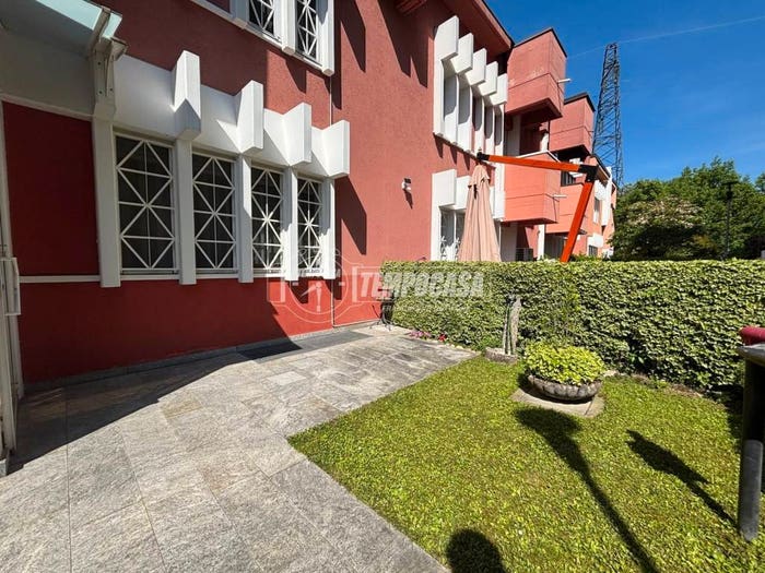 Casa quadrilocale in vendita in Via Giovanni Bulloni, San Fereolo Albarola Faustina, Lodi