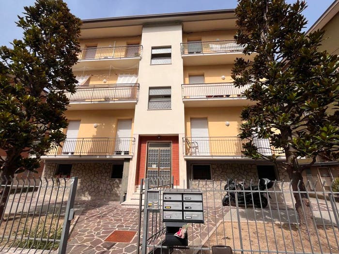 Appartamento con 5 locali in vendita in Via Giuseppe Di Vittorio, Parco Urbano Piscina, Forlì