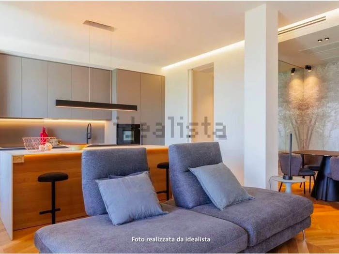 Appartamento con 5 locali in vendita in Via Guido Guarini Matteucci, Ca' Granda, Milano