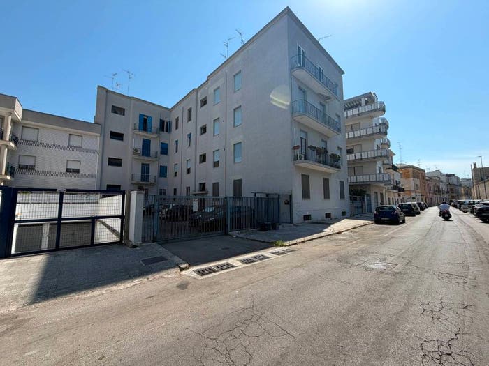 Appartamento quadrilocale in vendita in Via Pozzuolo, Università Via Taranto, Lecce
