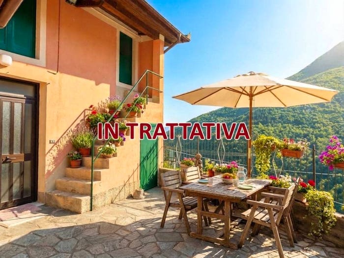 Casa con 5 locali in vendita in Via Piemonte, Centro, Erli
