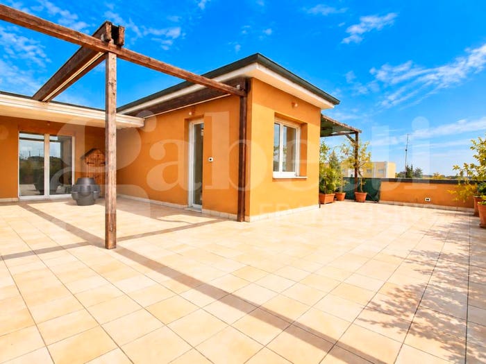 Appartamento quadrilocale in vendita in Via Colombarola, Corticella, Bologna