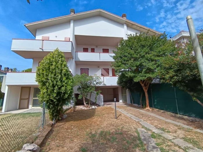 Appartamento con 5 locali in vendita in Viale Amedeo Modigliani, Lido Adriano Lido di Dante, Ravenna