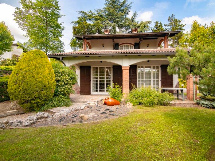 Casa trilocale in vendita in Via Roma, Pometo, Colli Verdi