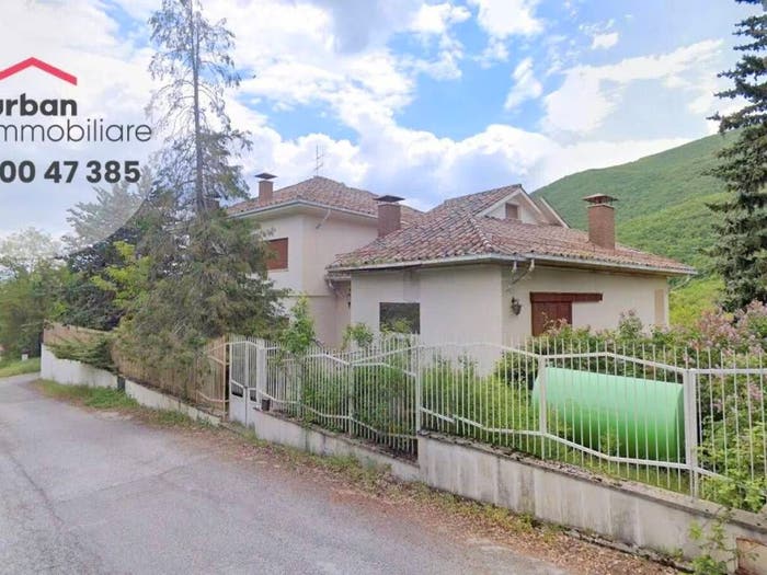 Casa con 6 locali in vendita in Strada Provinciale, Coppito Preturo, L'Aquila