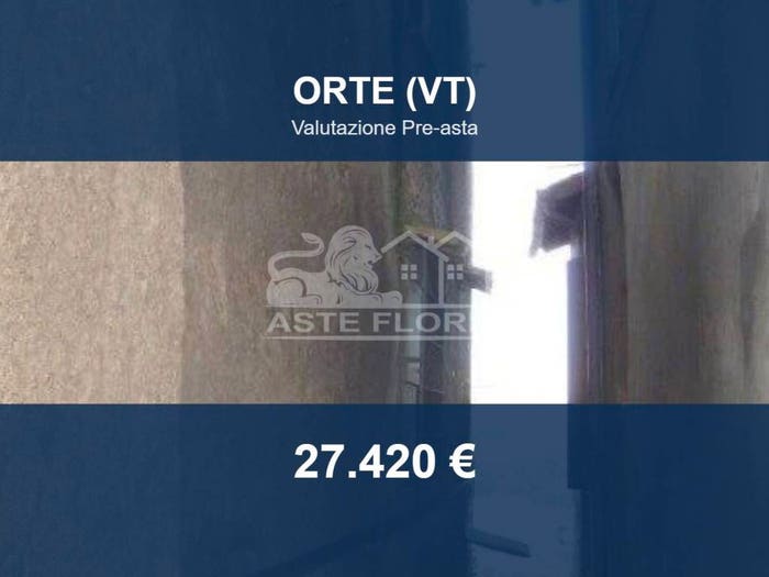 Appartamento trilocale in vendita in Via Piè di Marmo, Centro, Orte