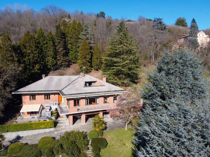 Casa con 6 locali in vendita in strada Villa Stella, Boccia d'Oro, Moncalieri