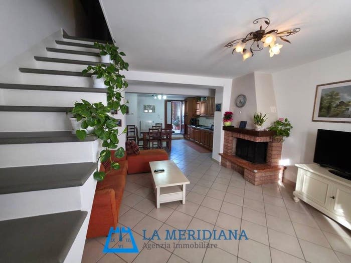 Casa quadrilocale in vendita in Centro, Lamporecchio
