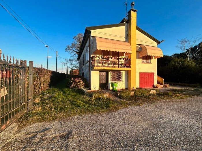 Casa con 6 locali in vendita in Centro, San Martino di Venezze